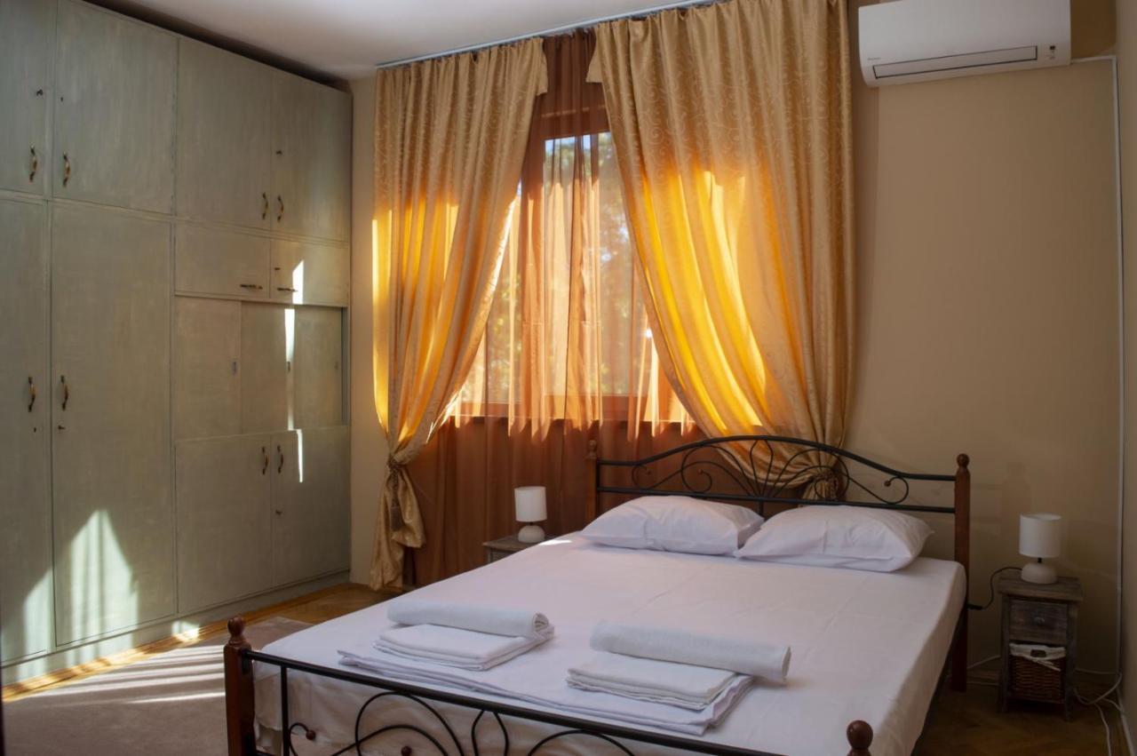 Midtown Place Apartment Doris 1 With Garage Plovdiv Ngoại thất bức ảnh