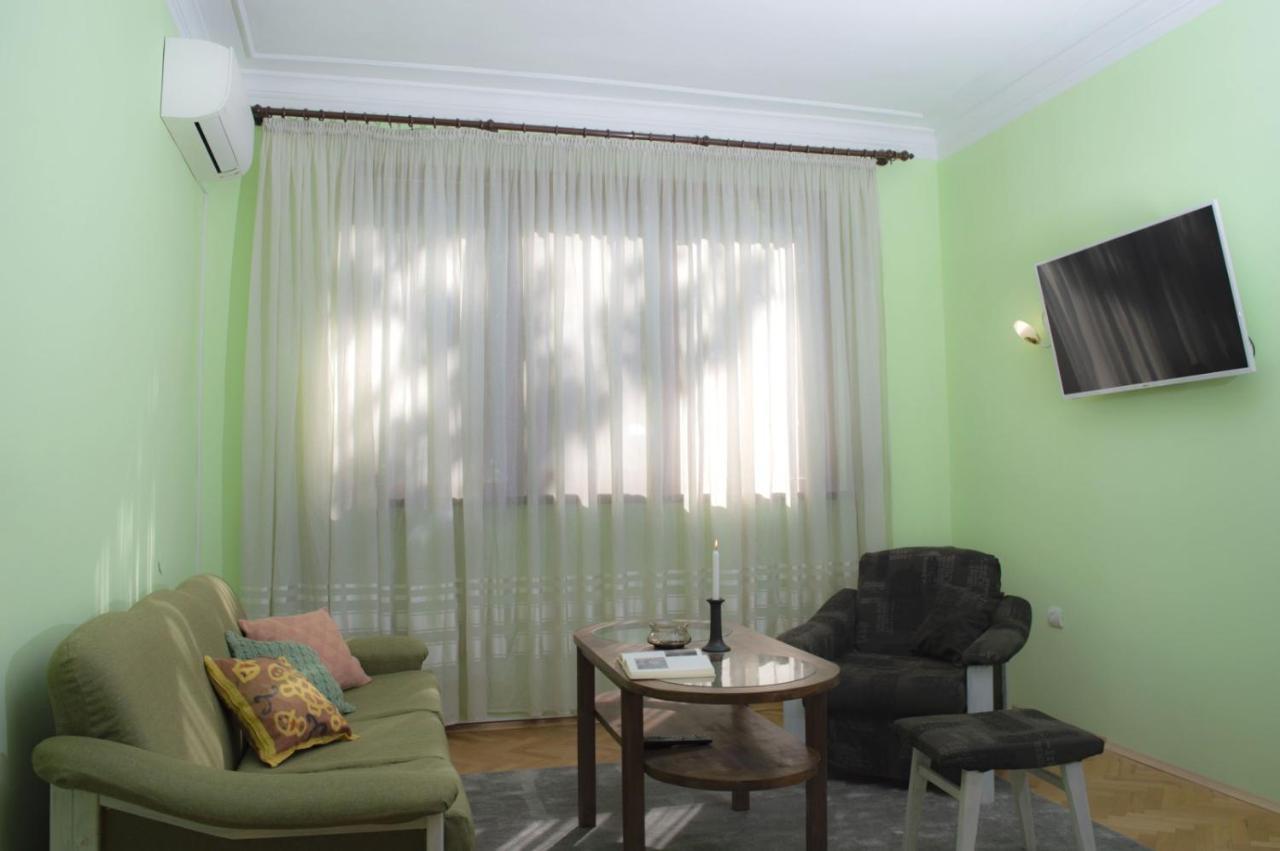 Midtown Place Apartment Doris 1 With Garage Plovdiv Ngoại thất bức ảnh
